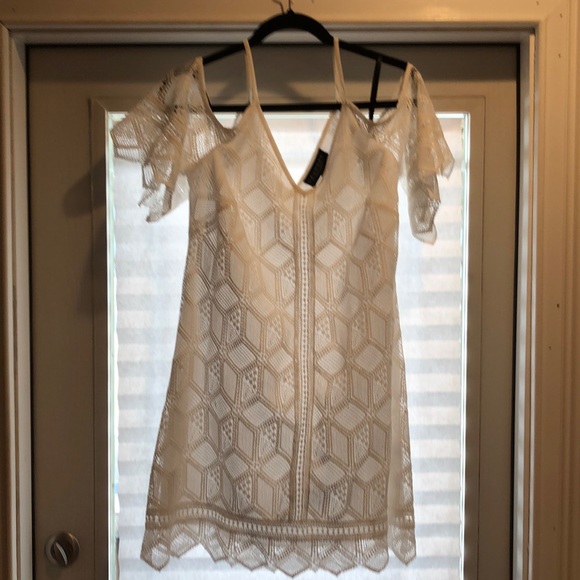 White Lacey dress - Picture 1 of 4
